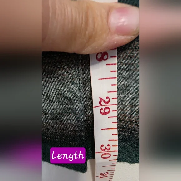 Women's Green Plaid Button-Down Shacket - Picture 10 of 12